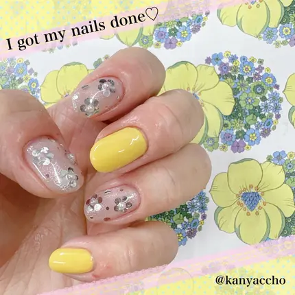 #ジェルネイル,#イエローネイル,#キラキラネイル,#夏ネイル,#ママネイル,#オフィスネイル,#大人ネイル,#きれいめネイル,#かわいいネイル,#綺麗めネイル,#お仕事ネイルのネイルデザイン